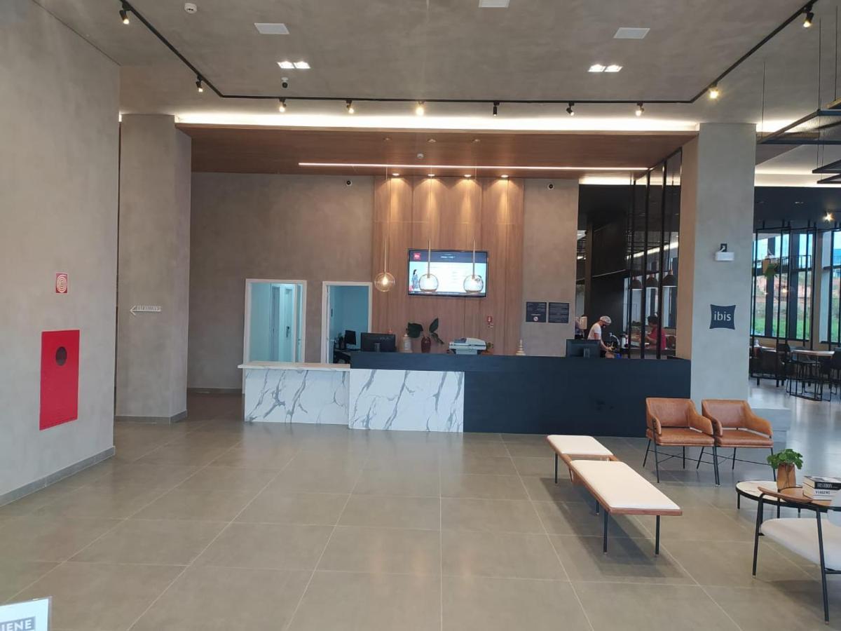 Ibis Nova Serrana Exterior photo